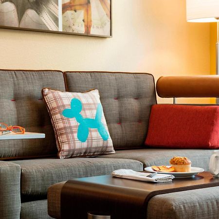 Towneplace Suites By Marriott Red Deer Εξωτερικό φωτογραφία
