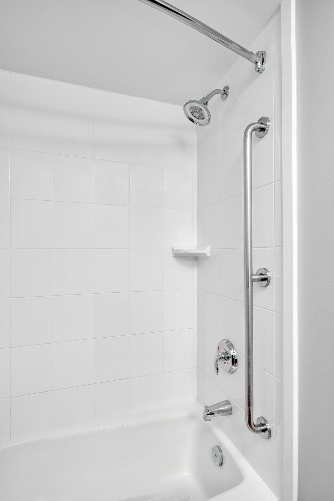 Towneplace Suites By Marriott Red Deer Εξωτερικό φωτογραφία