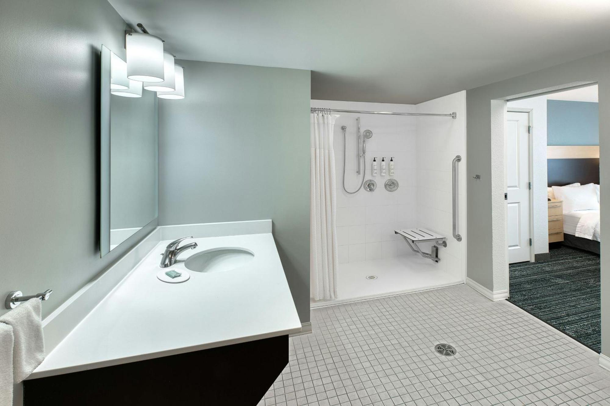 Towneplace Suites By Marriott Red Deer Εξωτερικό φωτογραφία