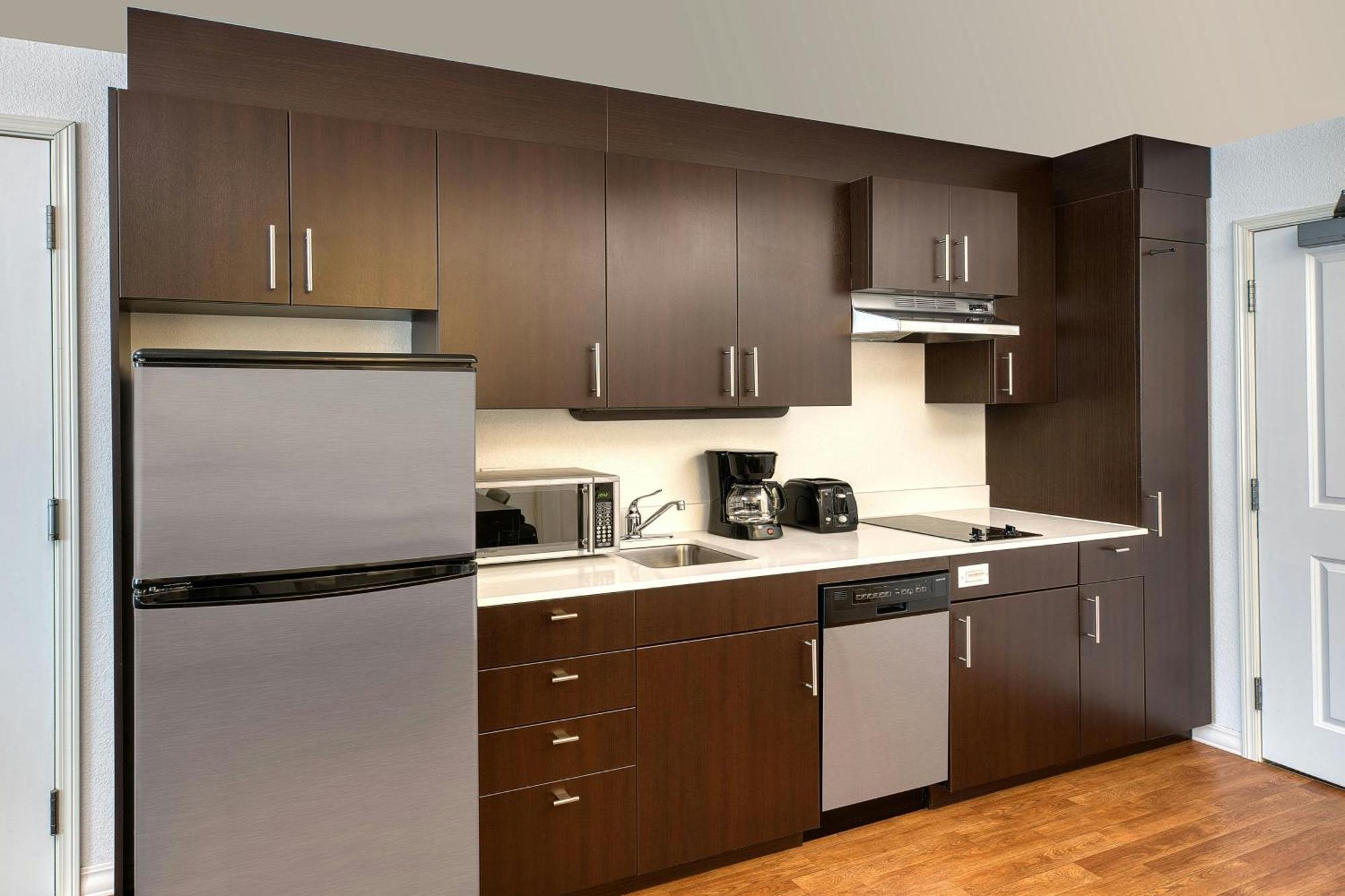 Towneplace Suites By Marriott Red Deer Εξωτερικό φωτογραφία