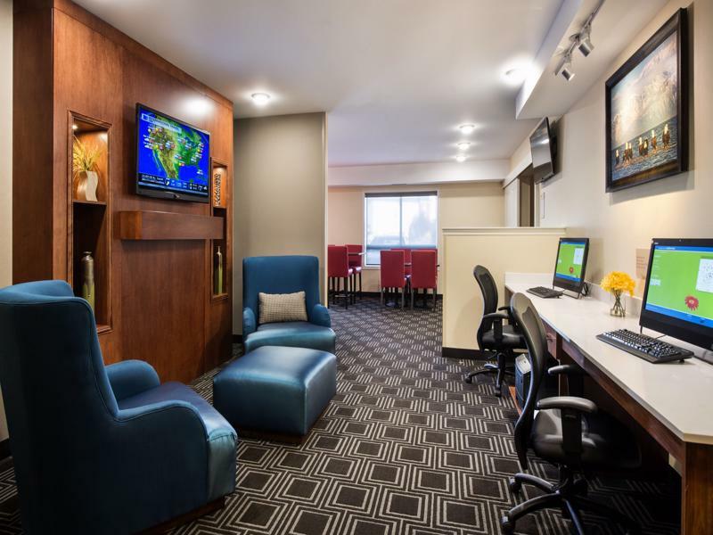 Towneplace Suites By Marriott Red Deer Εξωτερικό φωτογραφία